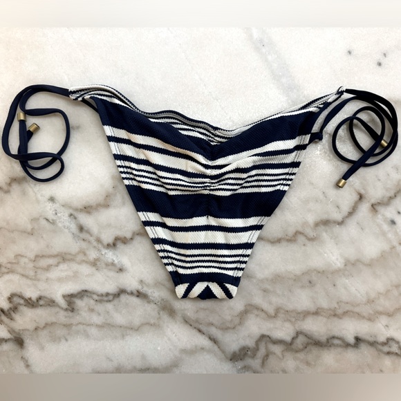 NWT Vitamin A navy/white stripe bikini bottom - Picture 9 of 9